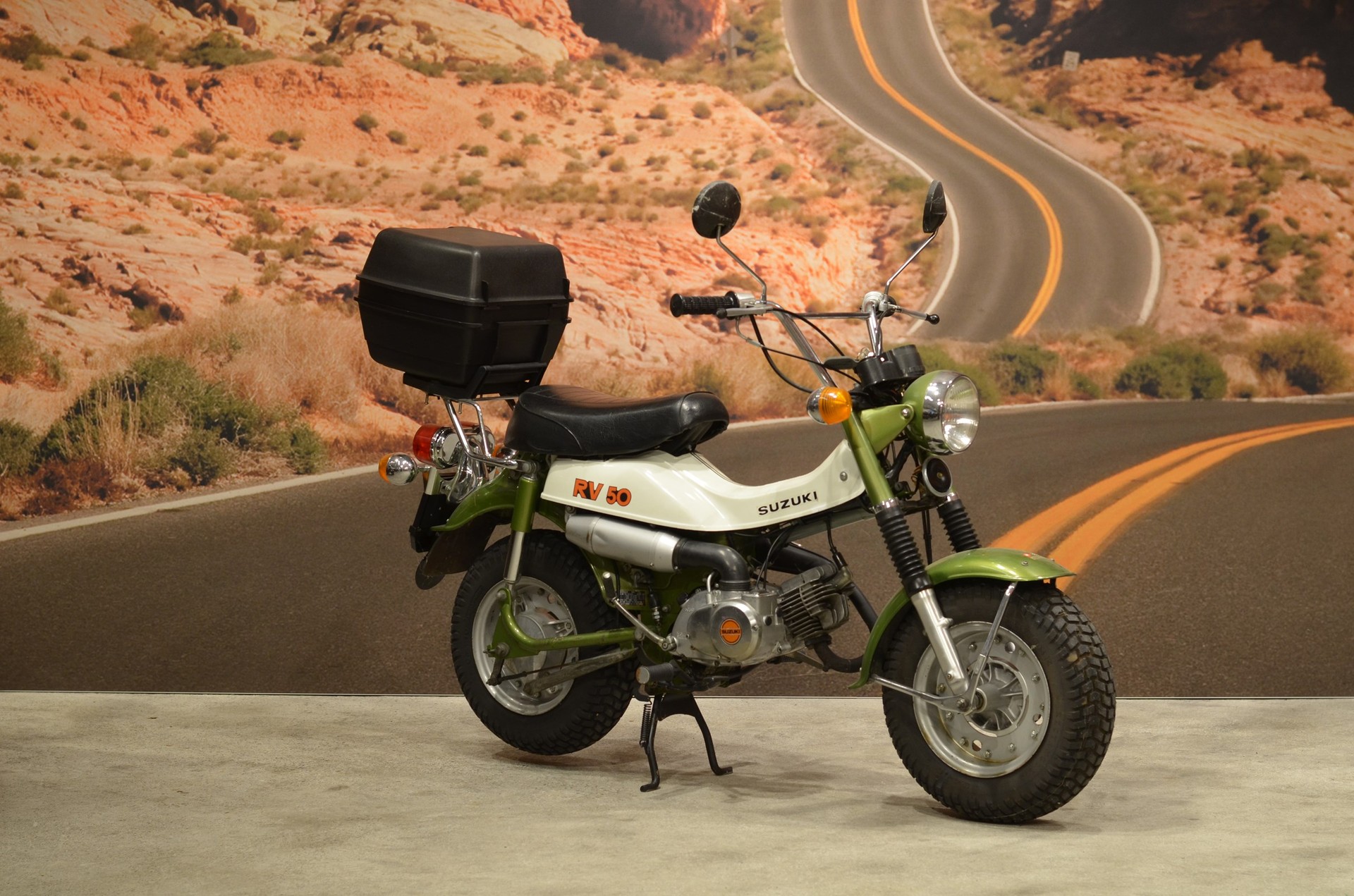SUZUKI RV 50