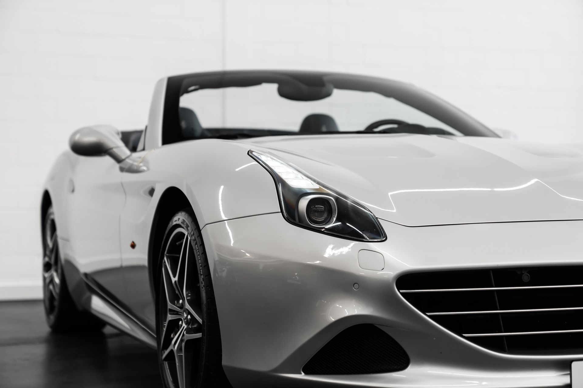FERRARI California 3.9 V8 T-image-5