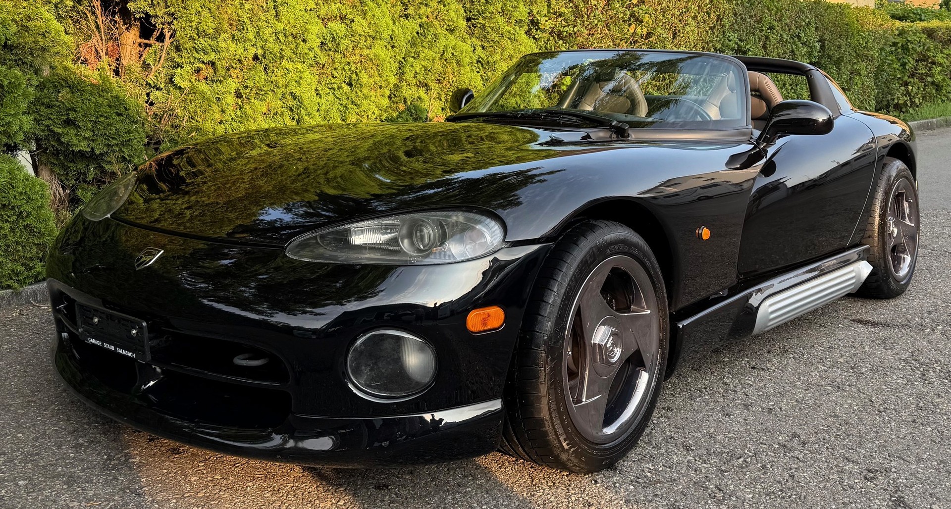 CHRYSLER Viper RT/10-image-1