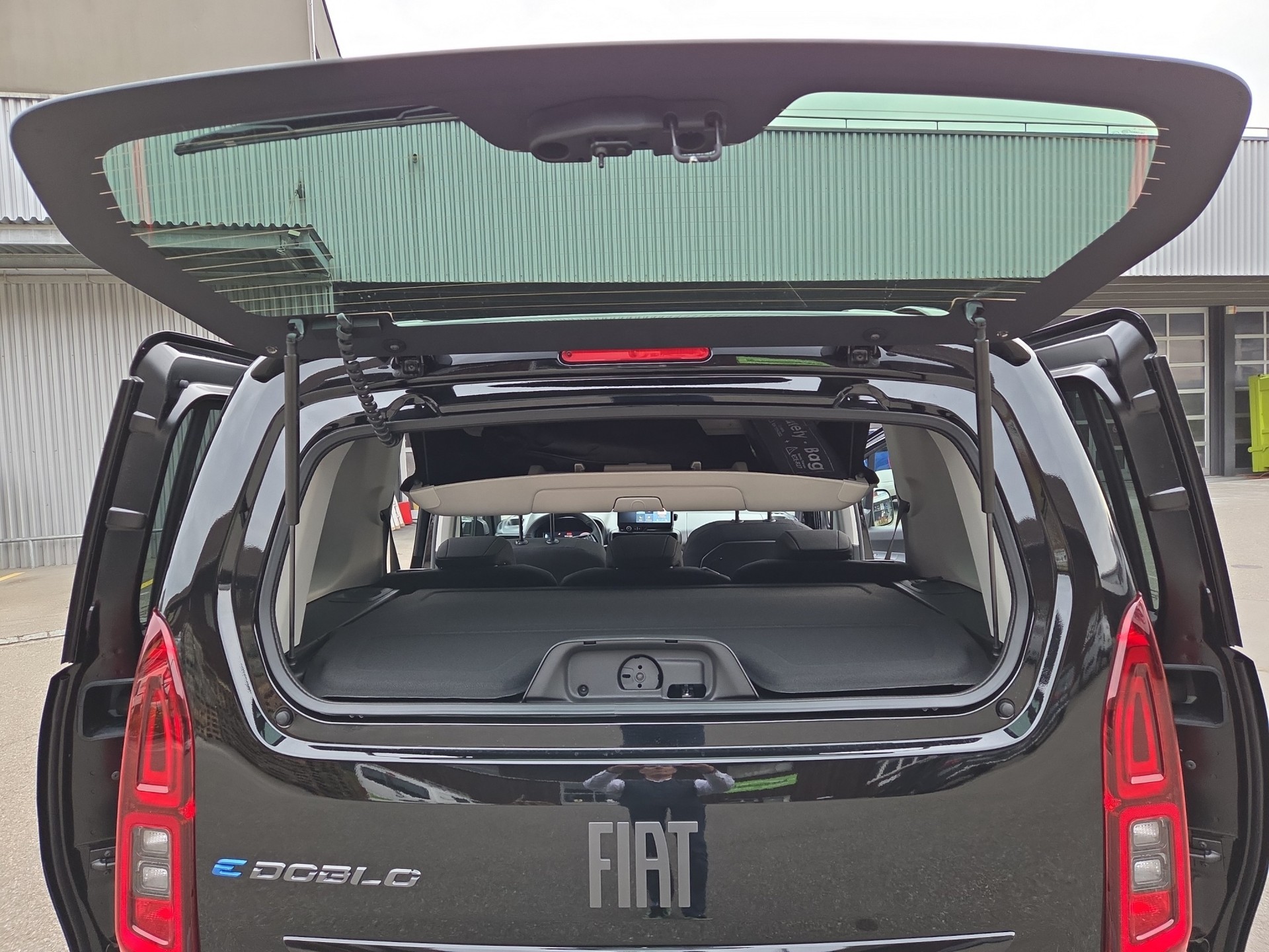 FIAT E-Doblo Lounge-image-15