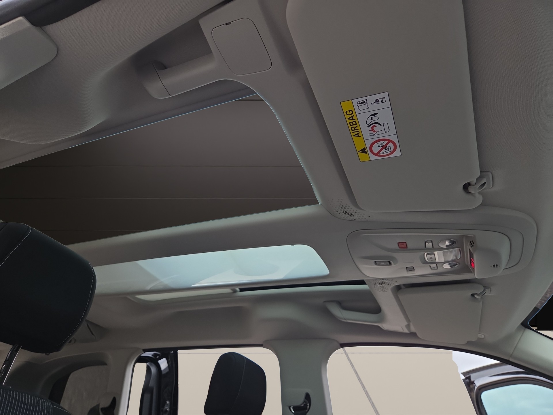 FIAT E-Doblo Lounge-image-13