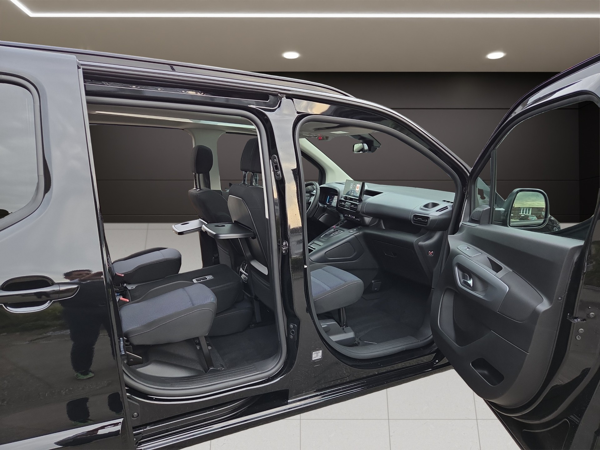 FIAT E-Doblo Lounge-image-12