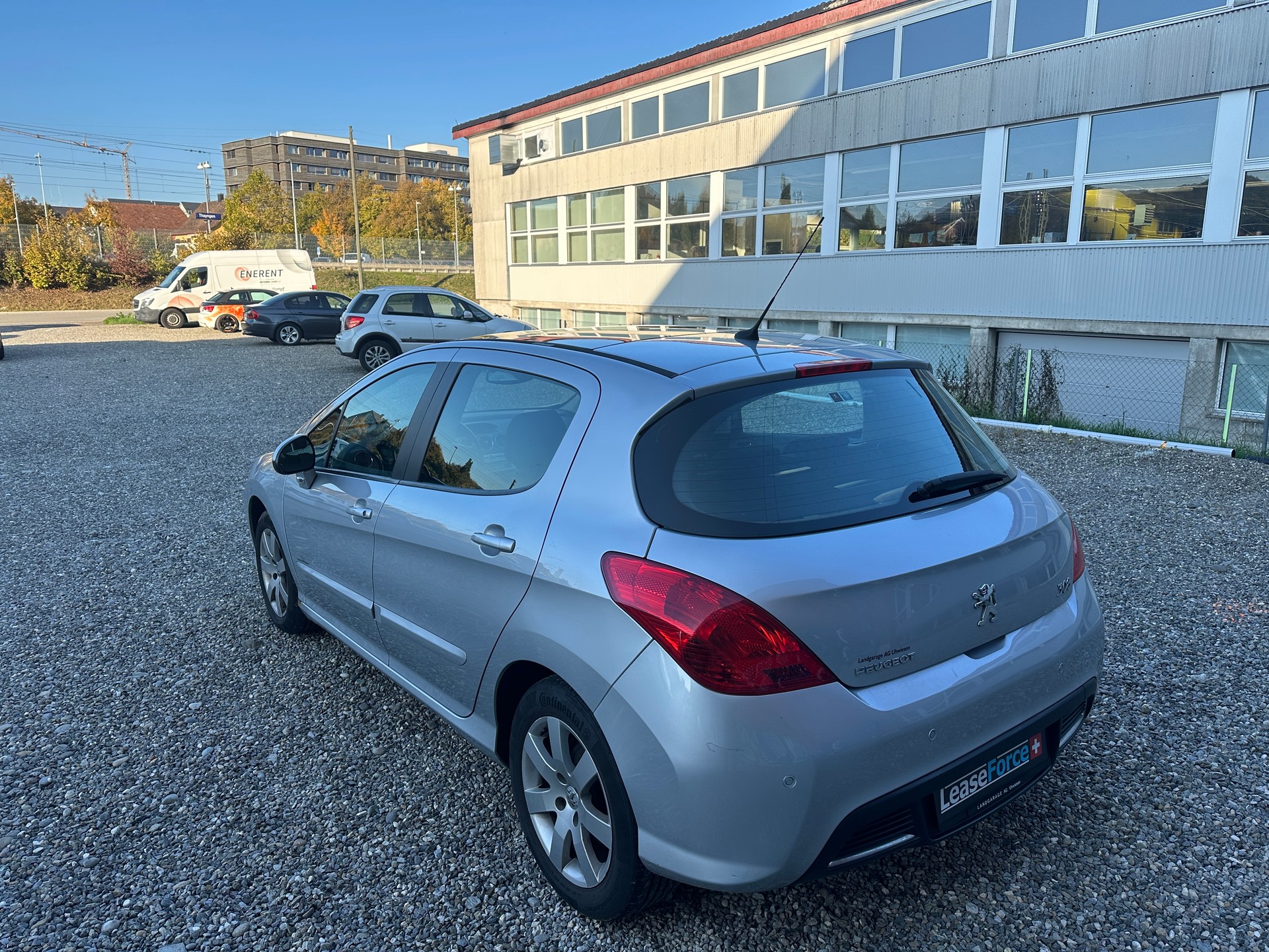 PEUGEOT 308 1.6 16V T Sport Pack Automatic-image-4