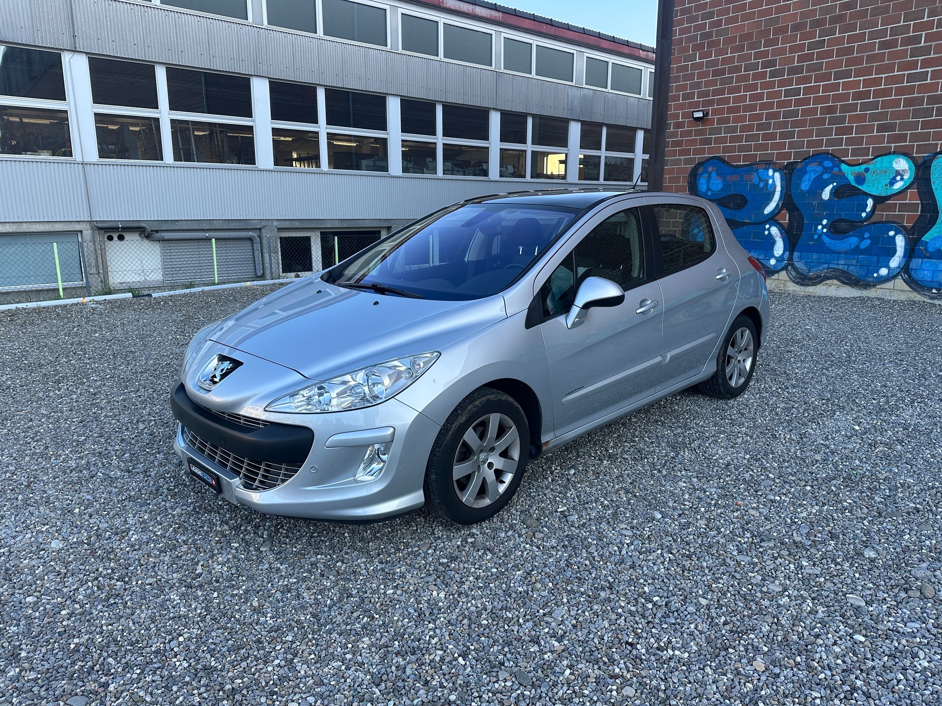 PEUGEOT 308 1.6 16V T Sport Pack Automatic-image-2