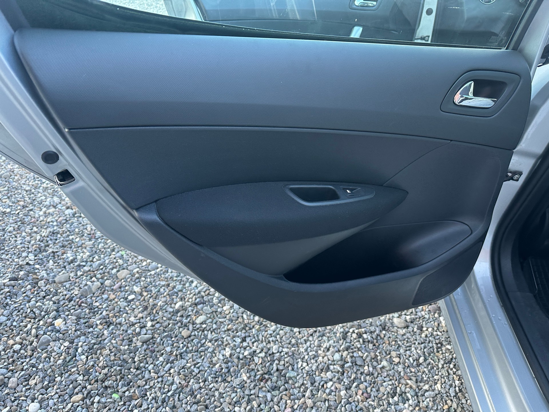 PEUGEOT 308 1.6 16V T Sport Pack Automatic-image-9