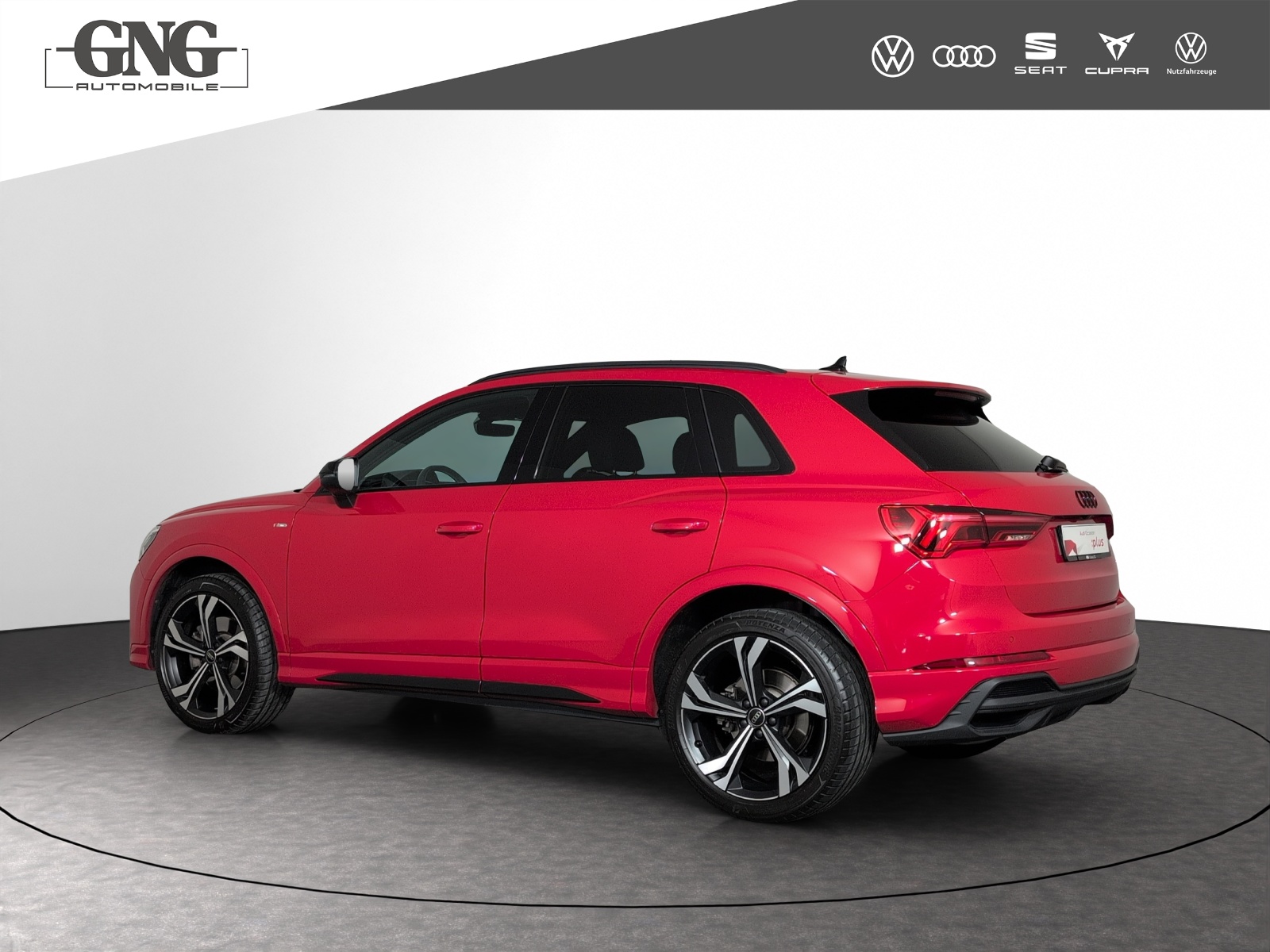 AUDI Q3 40 TFSI S line quattro S-tronic-showroom-element-1