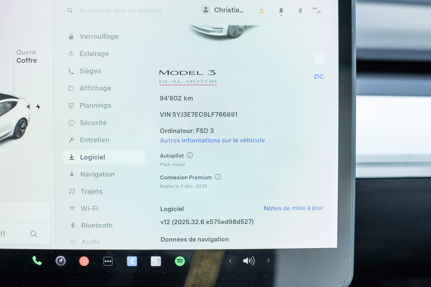 TESLA Model 3 Perform. Dual AWD-image-13