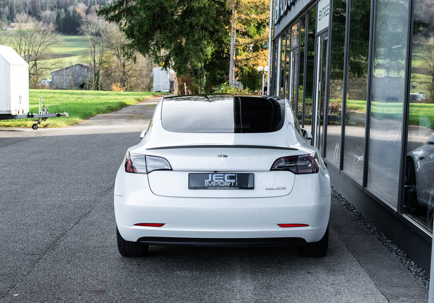 TESLA Model 3 Perform. Dual AWD-image-4