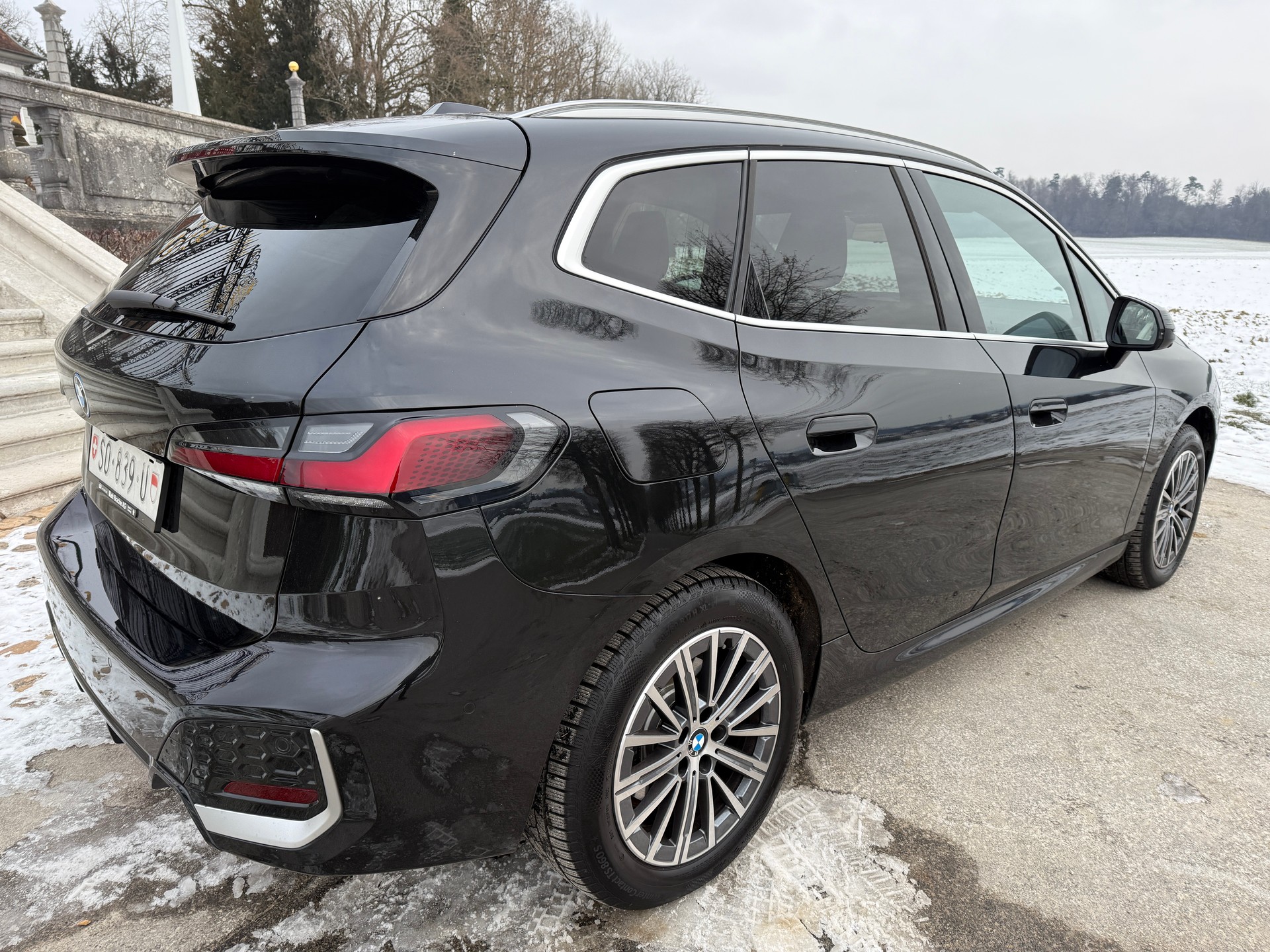 BMW 230e xDrive Active Tourer M Sport-image-4