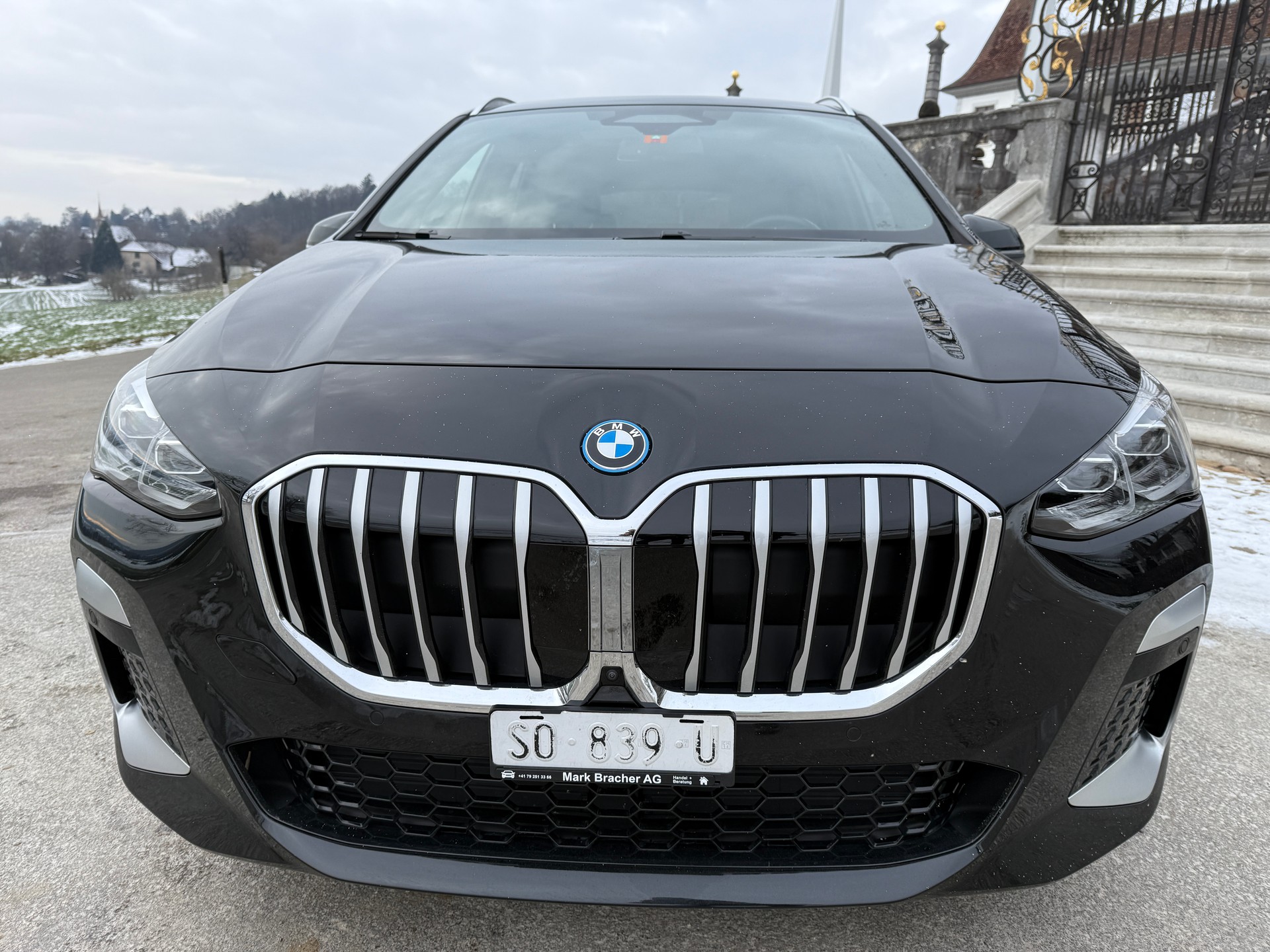BMW 230e xDrive Active Tourer M Sport-image-11
