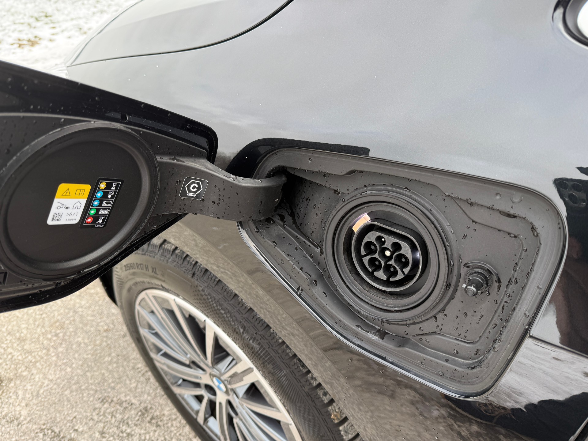 BMW 230e xDrive Active Tourer M Sport-image-23