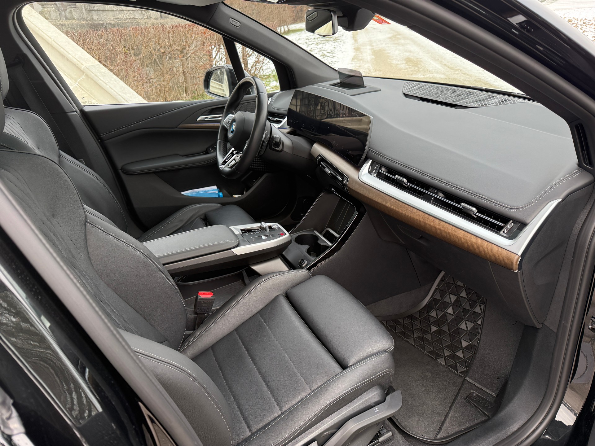 BMW 230e xDrive Active Tourer M Sport-image-14
