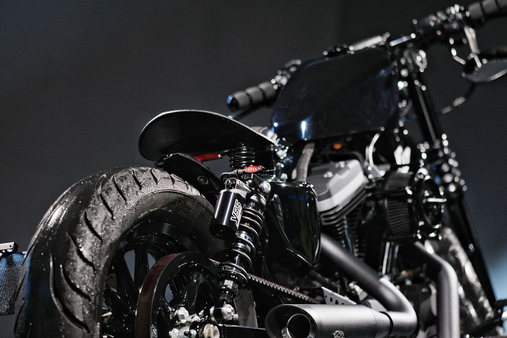 HARLEY-DAVIDSON XL 883 N Sportster Iron-image-11