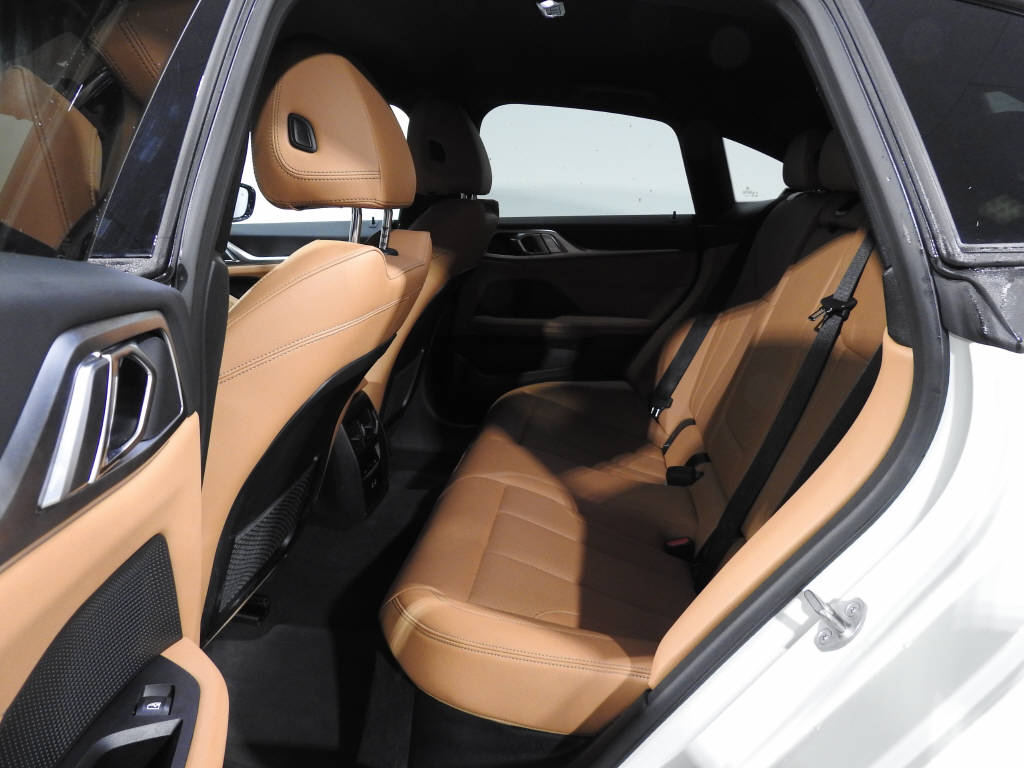 BMW 430i Gran Coupé xDrive SAG-image-8