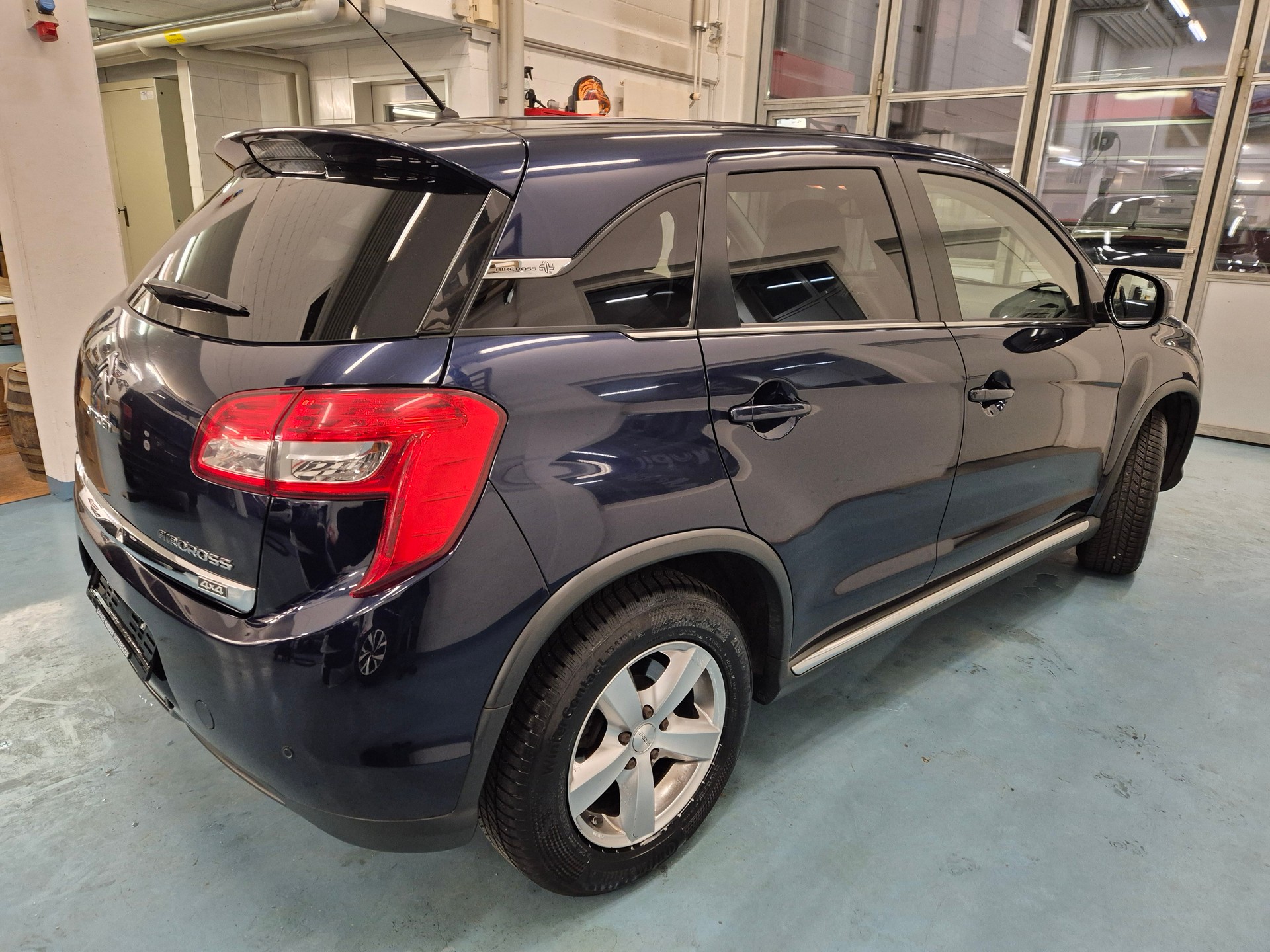 CITROEN C4 Aircross 1.6 HDi Exclusive 4WD-image-2