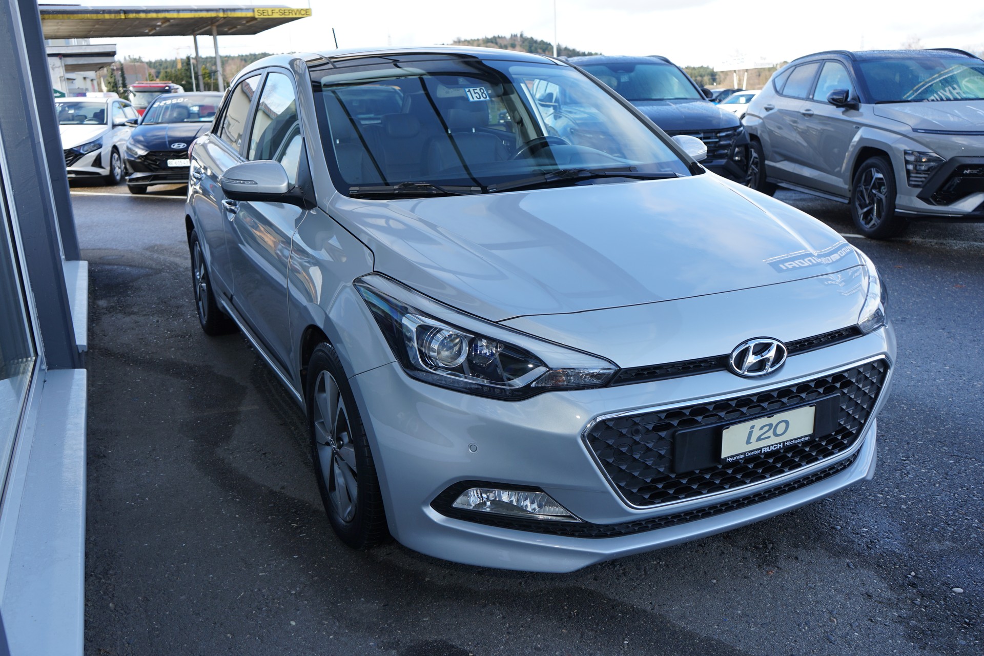 HYUNDAI i20 1.4 Vertex Automatic-showroom-element-2