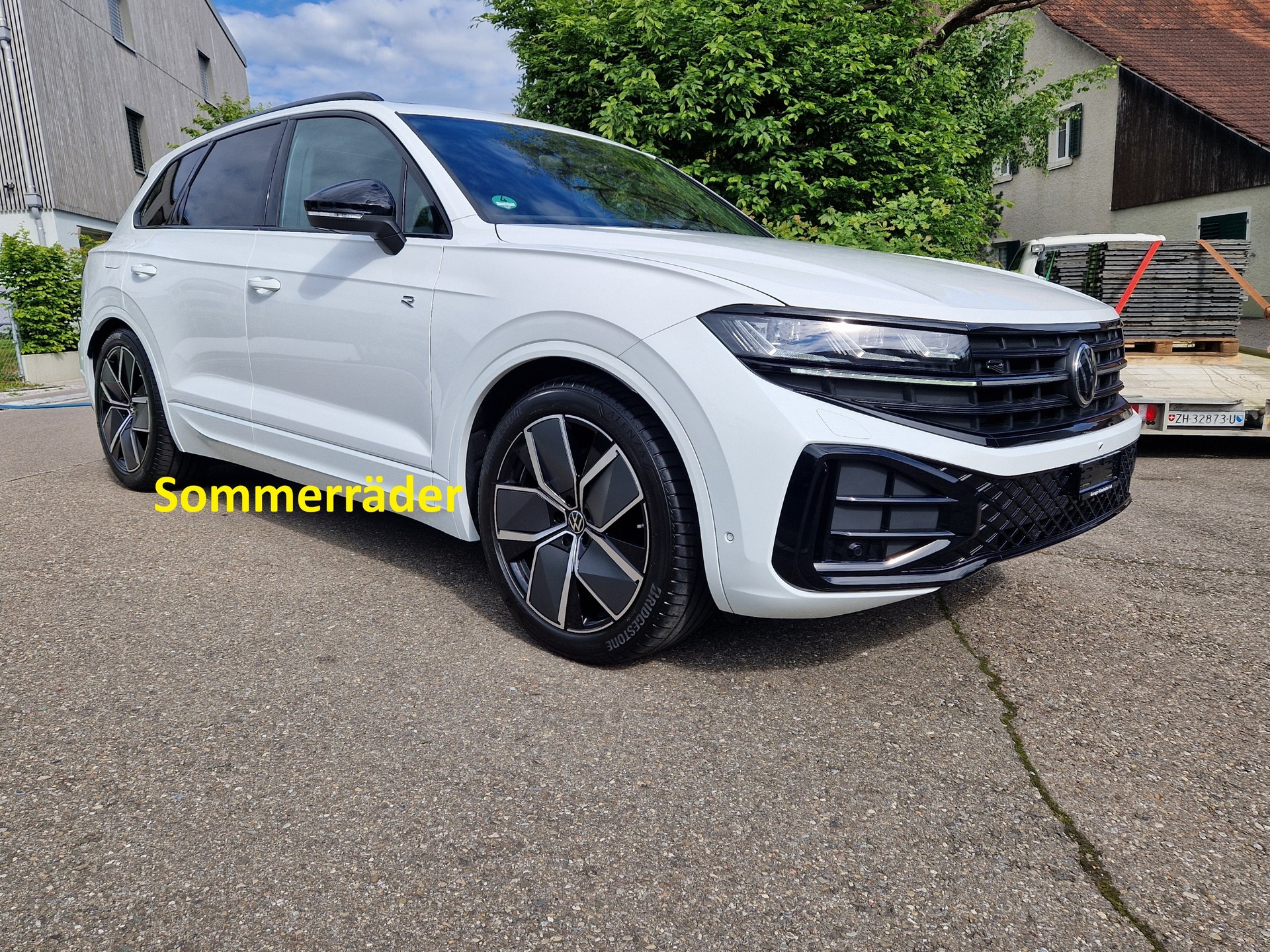 VW Touareg 3.0 TDI 286PS R-Line Tiptronic mit 5 Jahre 100tkm VW Werksgarantie-image-5