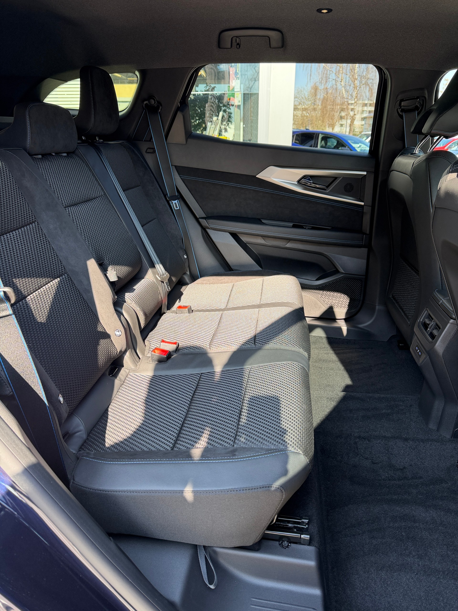 RENAULT Espace 1.2 E-Tech 200 Esprit Alpine 7-Sitze-image-8