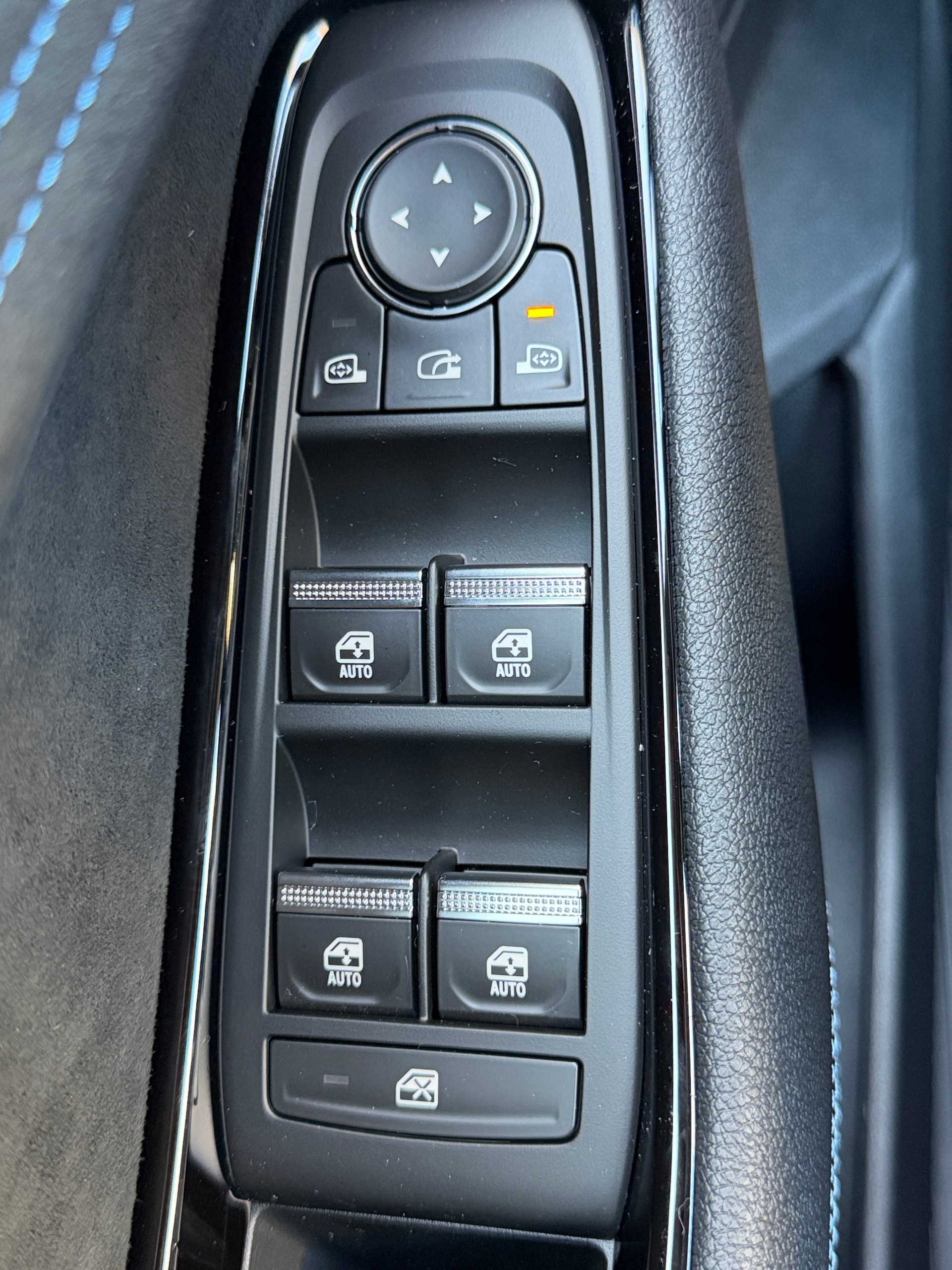 RENAULT Espace 1.2 E-Tech 200 Esprit Alpine 7-Sitze-image-18