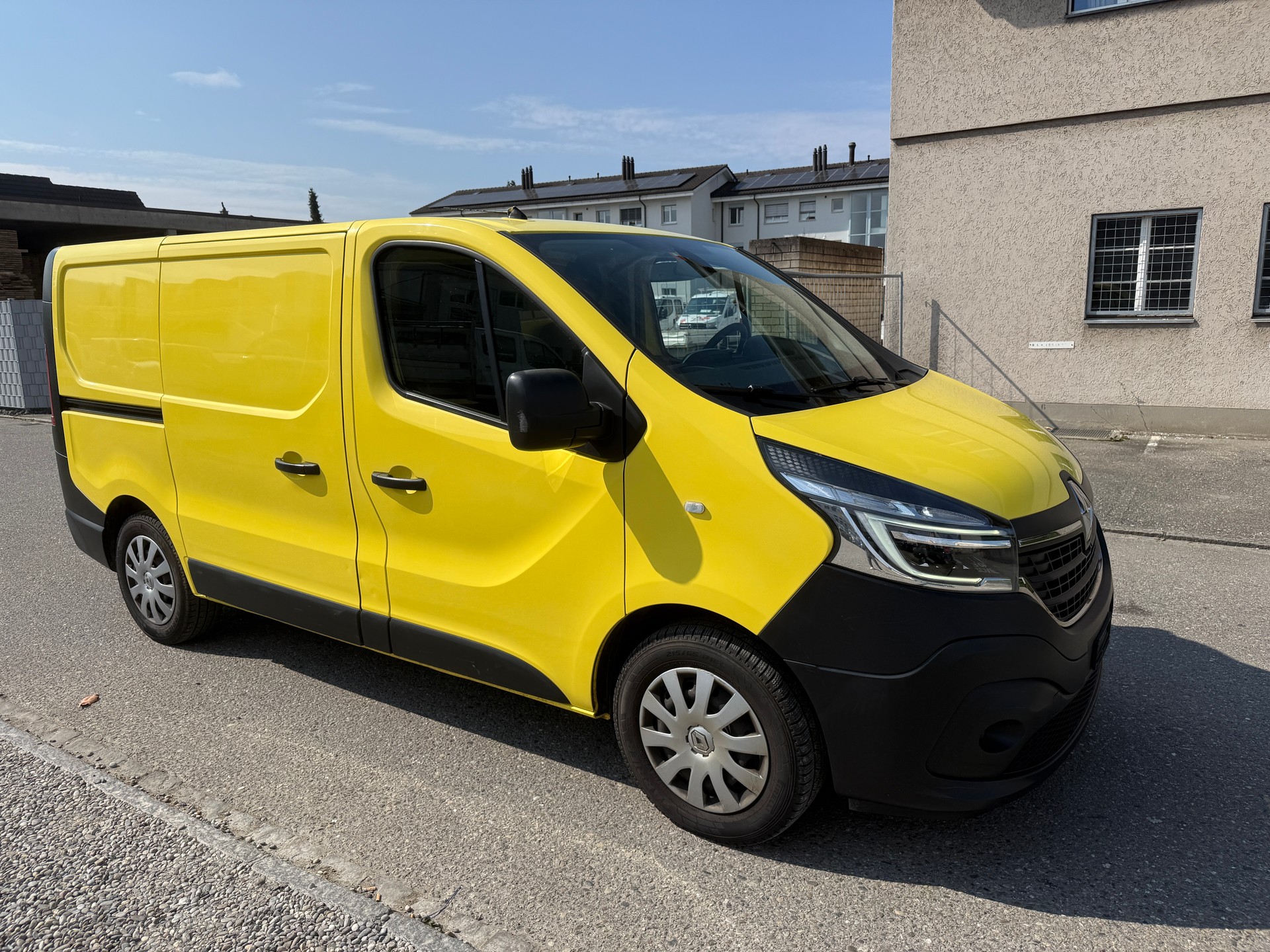 RENAULT Trafic 2.0 ENERGY dCi145 3.0t Business L1H1