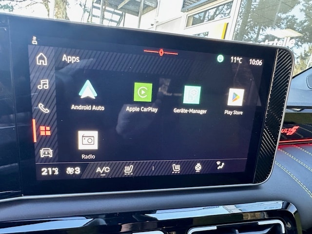 RENAULT R5 E-Tech Comfort Range 52 kWh Iconic Five-image-22