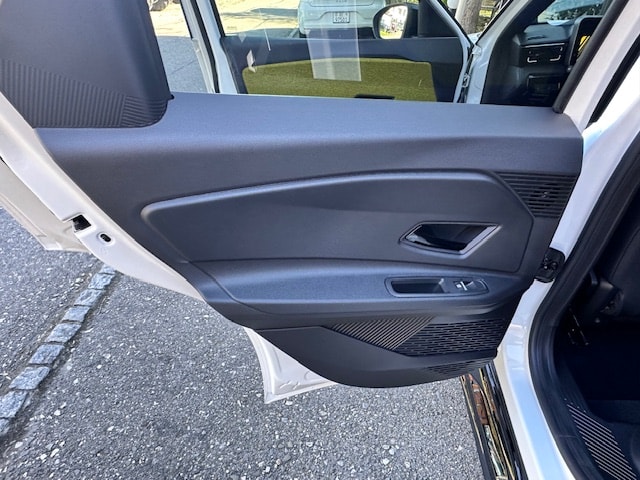 RENAULT R5 E-Tech Comfort Range 52 kWh Iconic Five-image-13