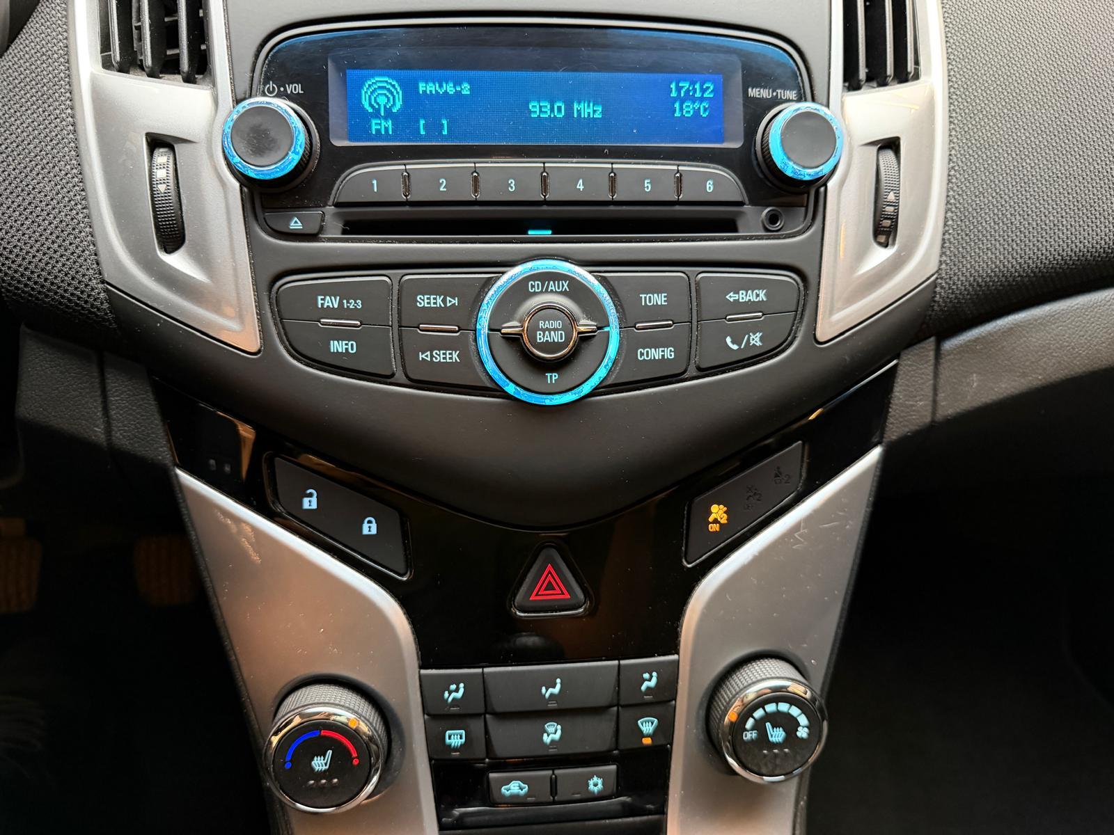 CHEVROLET Cruze 1.8 LTZ-image-18