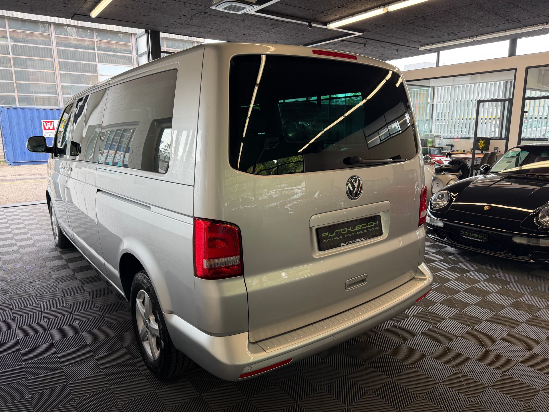 VW T5 Caravelle Comfortline LR LANG 2.0 TDI CR DSG 150 PS * 9-PLÄTZER *-image-4