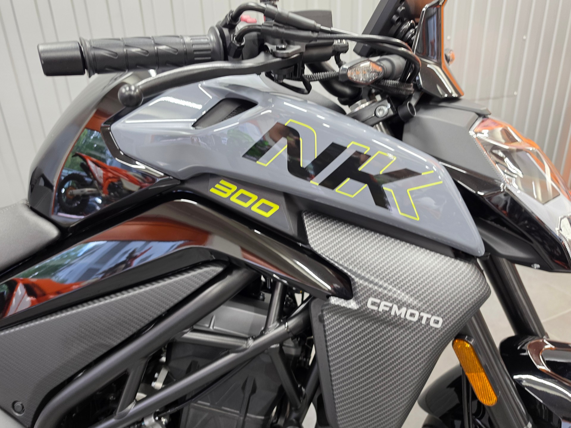 CF MOTO 300NK-image-1