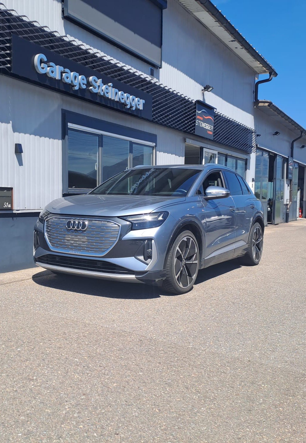 AUDI Q4 e-tron 50 quattro-image-1