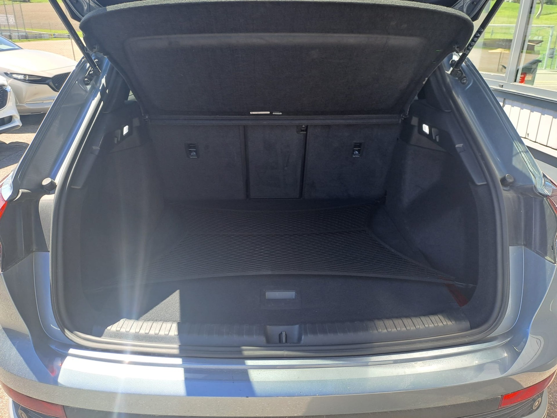 AUDI Q4 e-tron 50 quattro-image-7