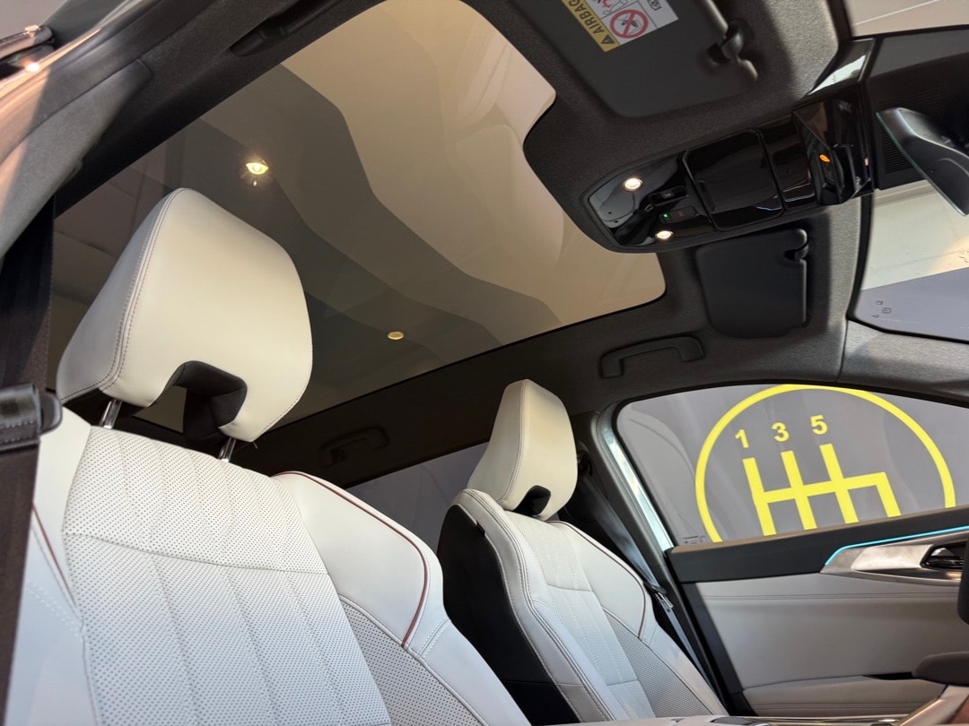 RENAULT Espace 1.2 E-Tech 200 Iconic 5-Sitze-image-18