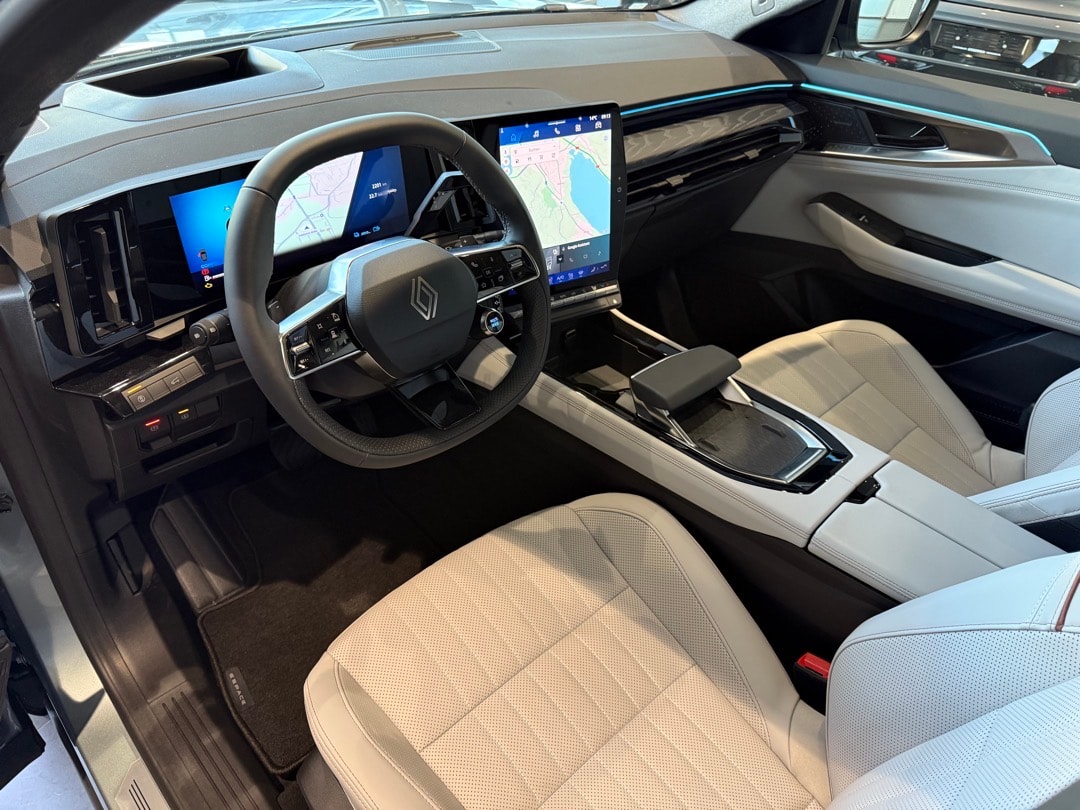 RENAULT Espace 1.2 E-Tech 200 Iconic 5-Sitze-image-10