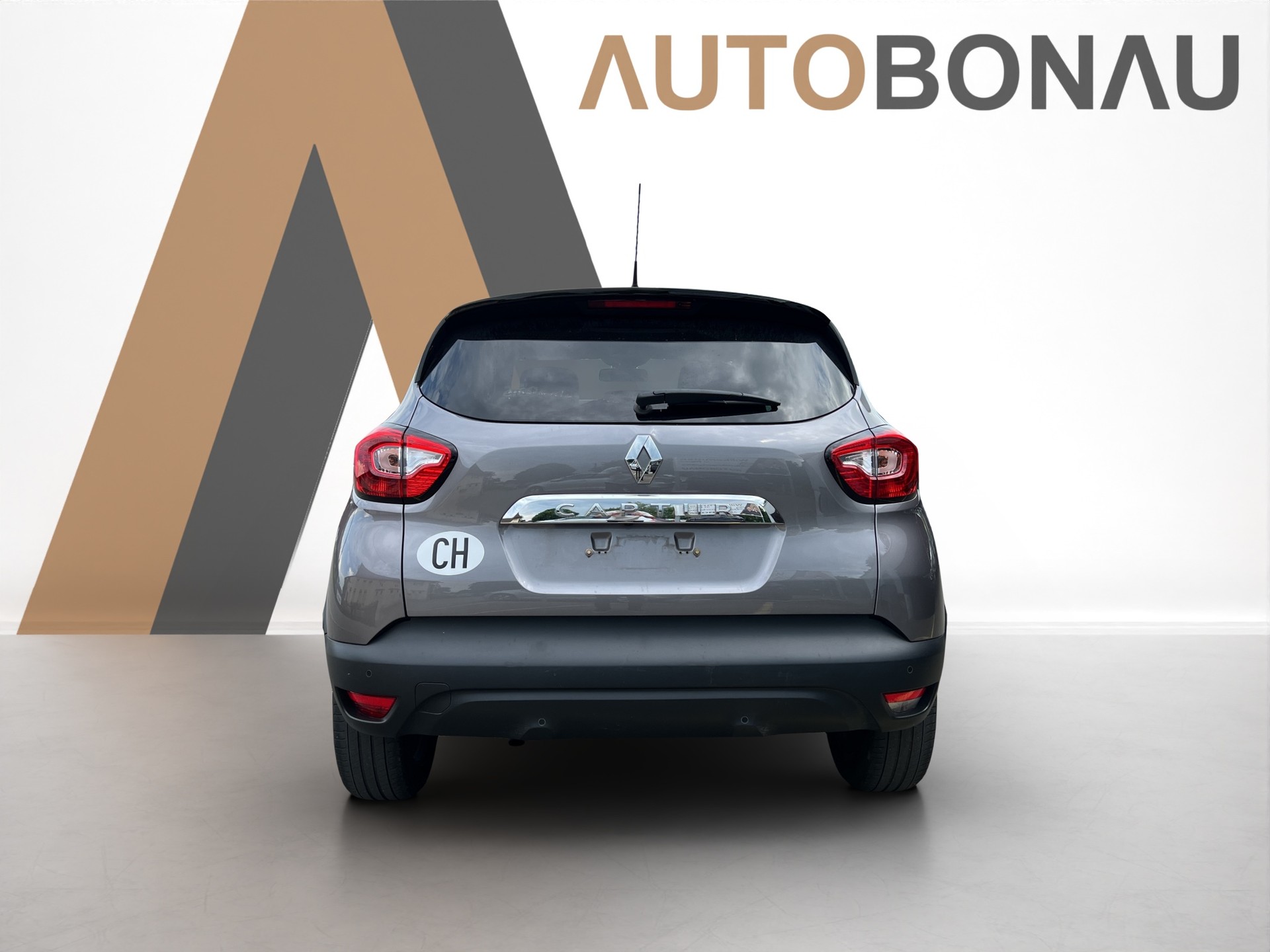 RENAULT Captur 1.2 TCe Swiss Edition EDC S/S-showroom-element-3