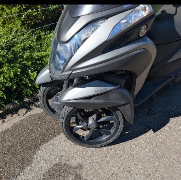 YAMAHA Tricity MW 125 ABS-image-4
