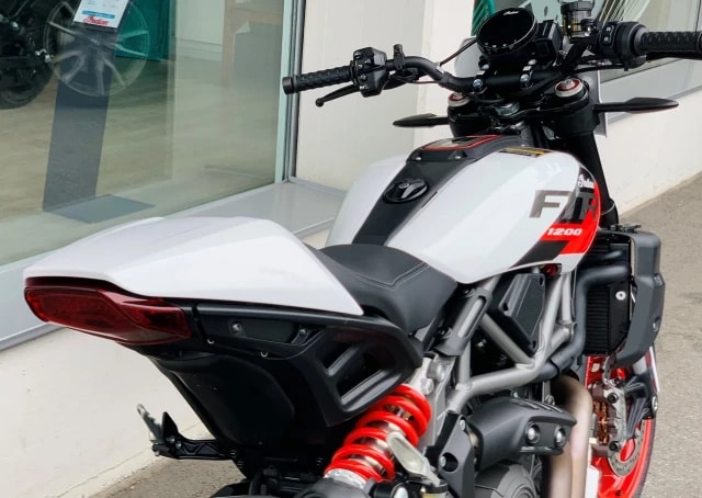 INDIAN FTR 1200 Sport-image-4