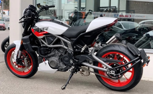 INDIAN FTR 1200 Sport-image-12