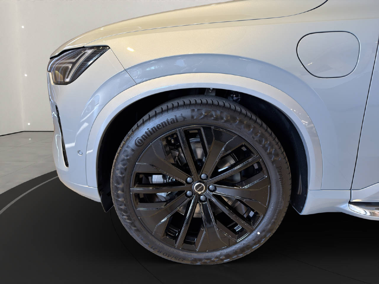 VOLVO XC90 2.0 T8 TE Black Edition eAWD-image-12