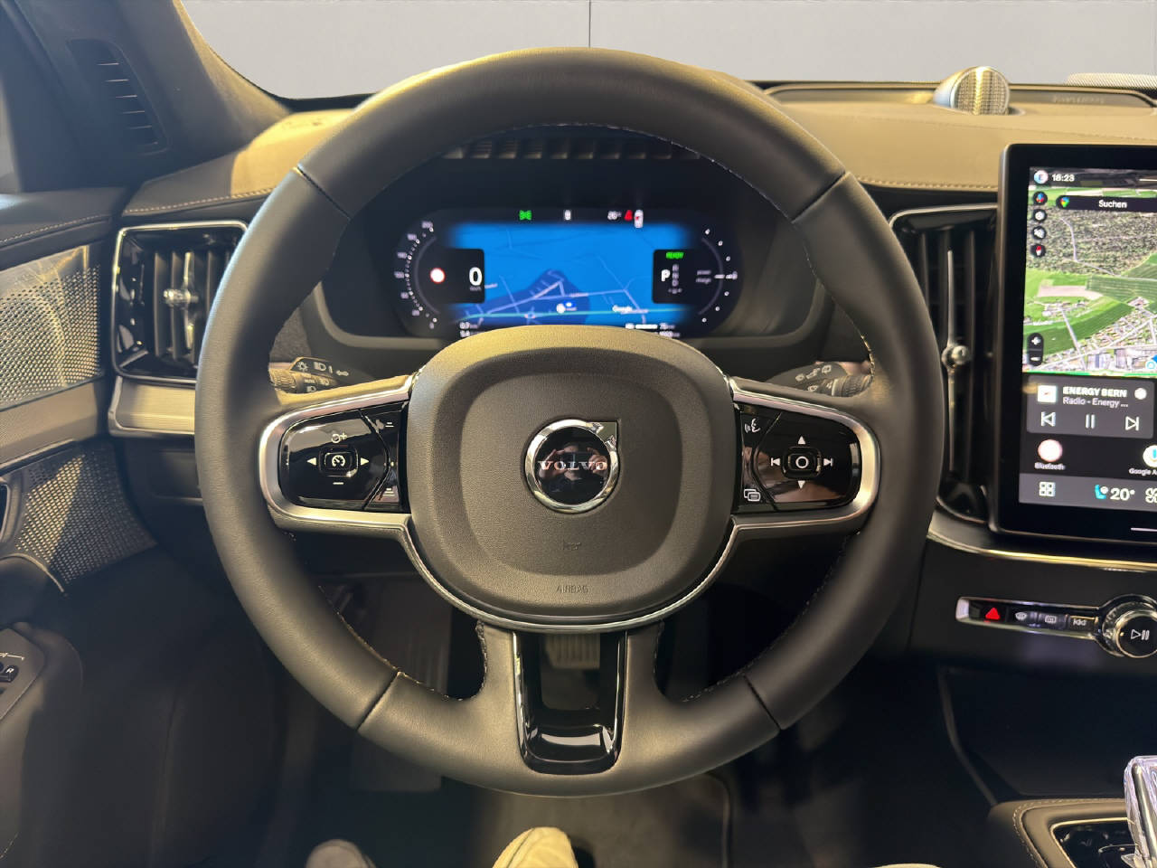 VOLVO XC90 2.0 T8 TE Black Edition eAWD-image-8