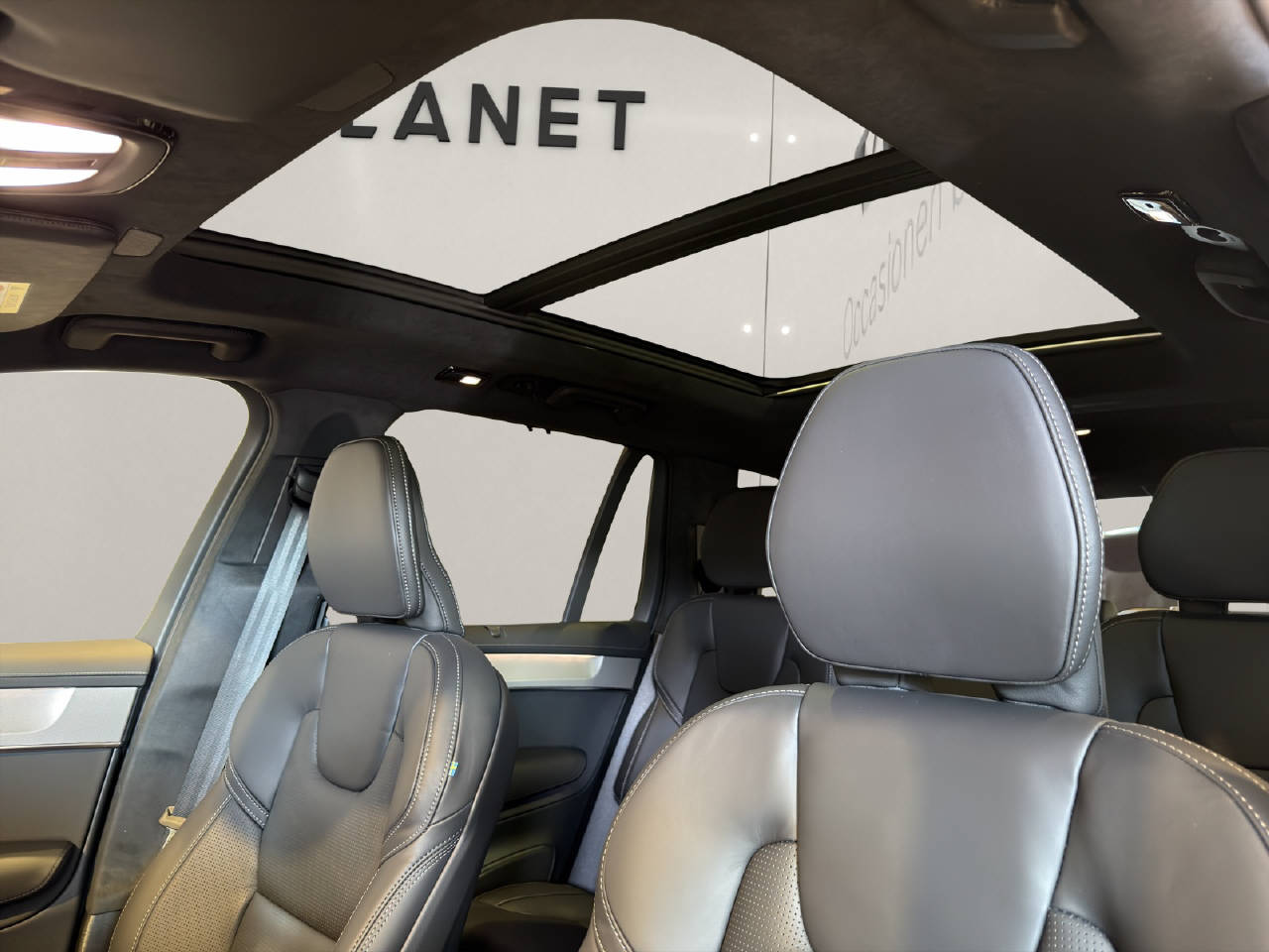 VOLVO XC90 2.0 T8 TE Black Edition eAWD-image-14