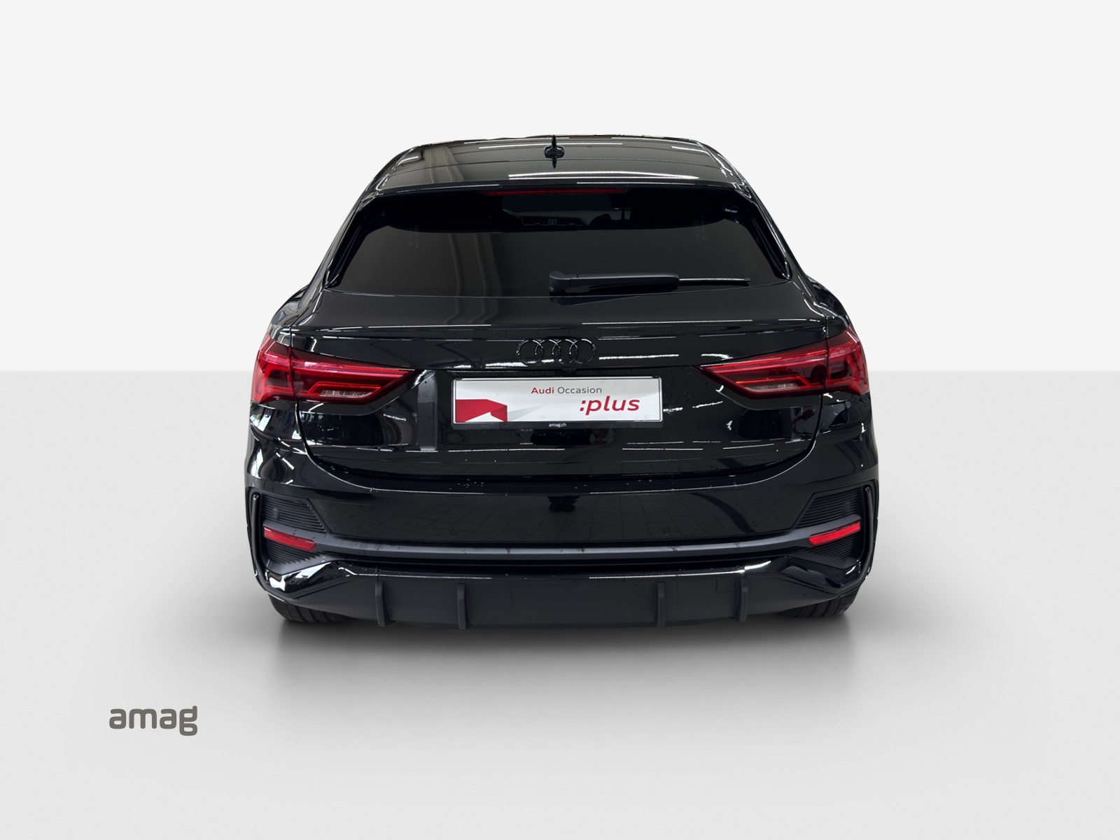 AUDI Q3 Sportback 35 TFSI S line Attraction S-tronic-showroom-element-3