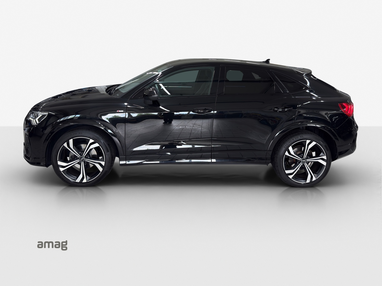 AUDI Q3 Sportback 35 TFSI S line Attraction S-tronic-showroom-element-1