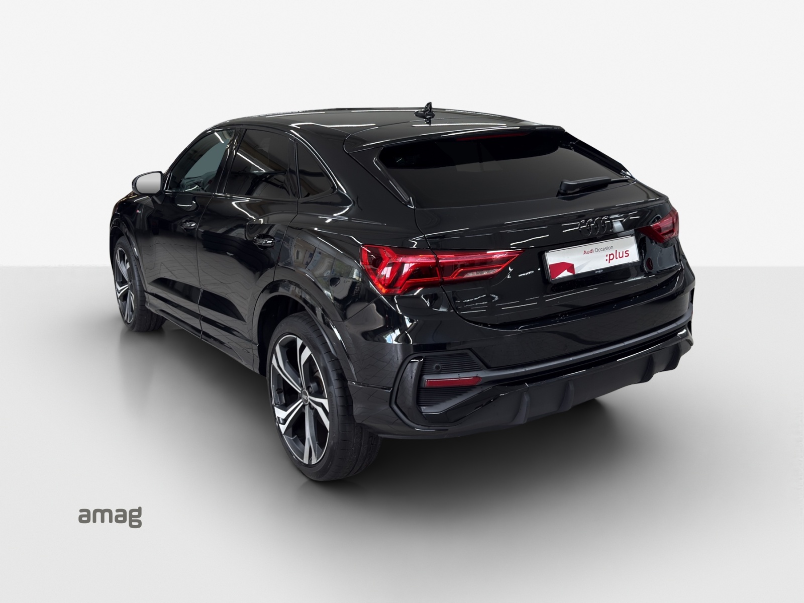 AUDI Q3 Sportback 35 TFSI S line Attraction S-tronic-showroom-element-2