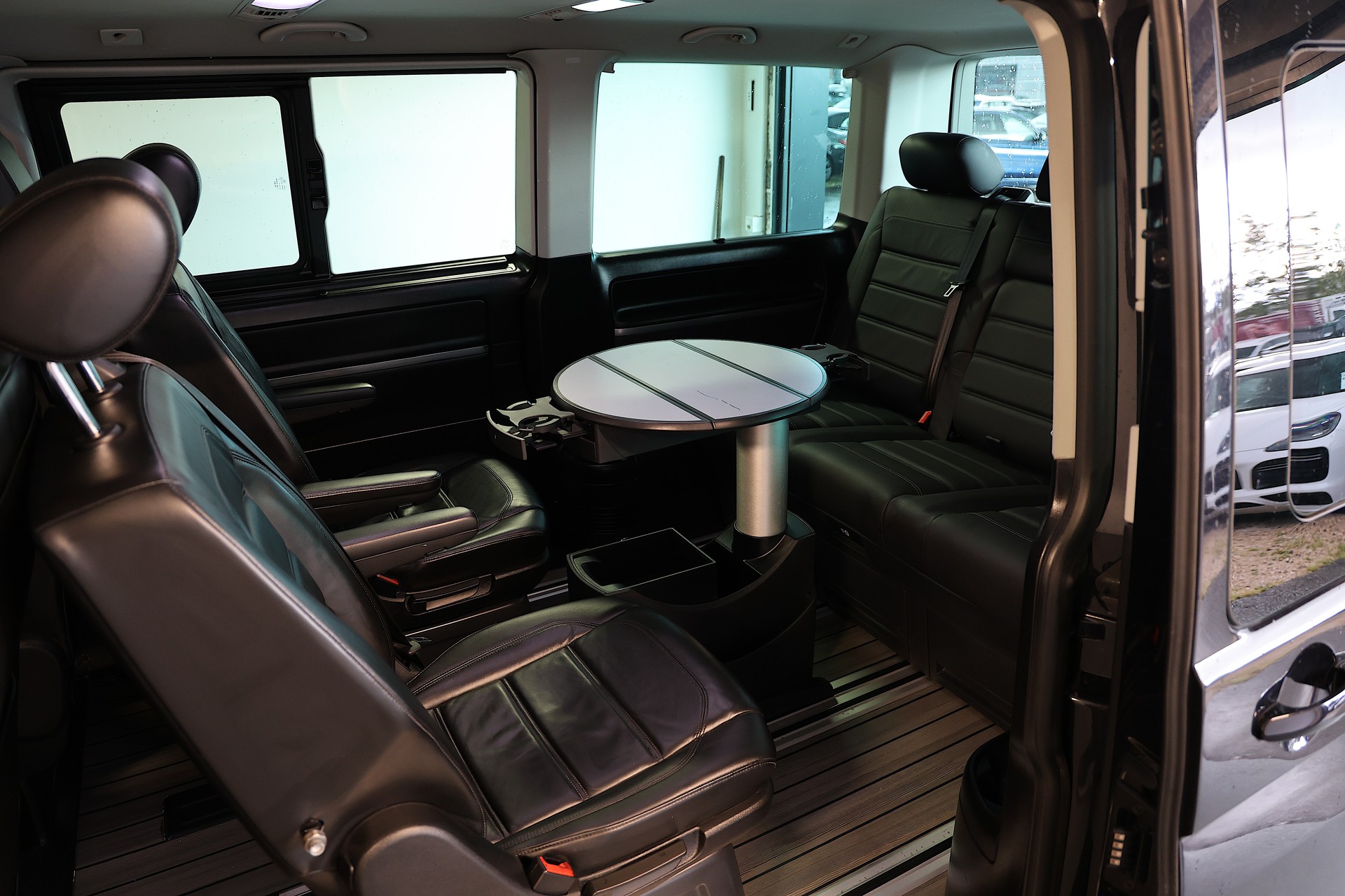 VW T6.1 Multivan 2.0 Bi-TDI Highline Liberty 4Mot. DSG-image-16