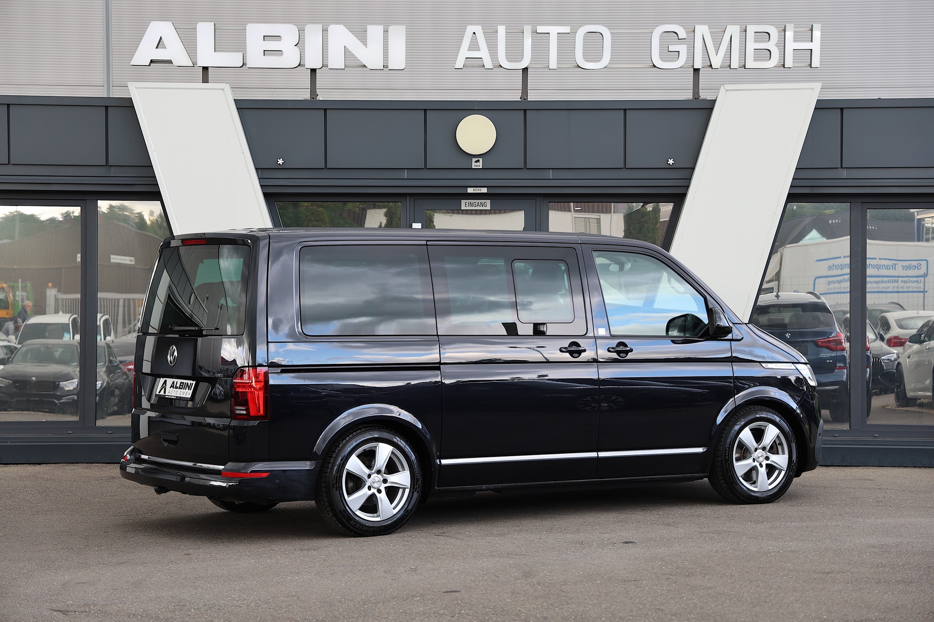 VW T6.1 Multivan 2.0 Bi-TDI Highline Liberty 4Mot. DSG-image-2