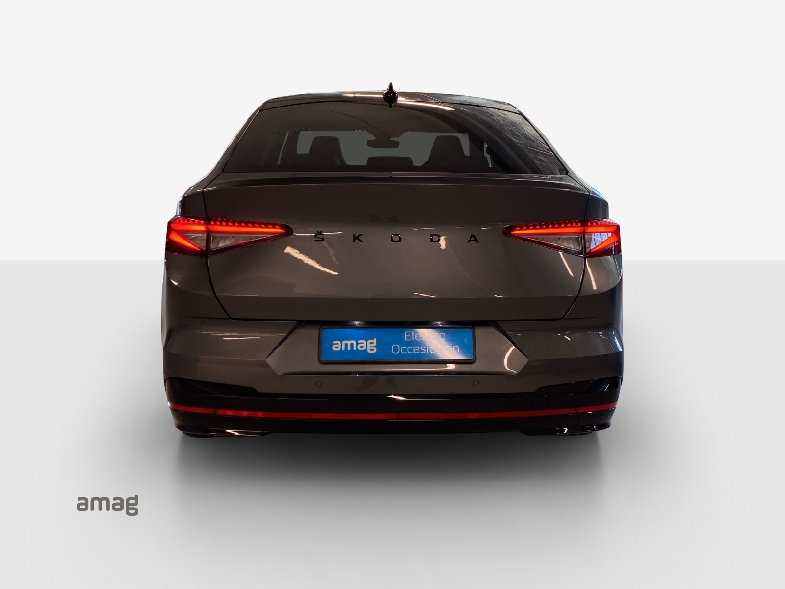 SKODA Enyaq Coupé RS iV 80 4x4-image-4