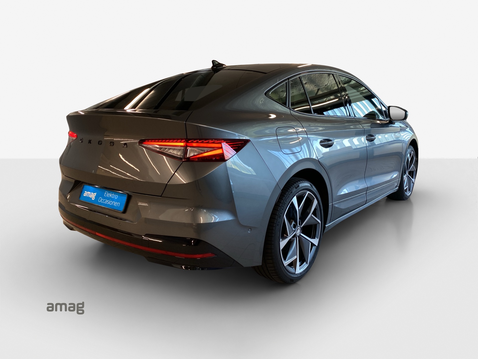 SKODA Enyaq Coupé RS iV 80 4x4-image-5