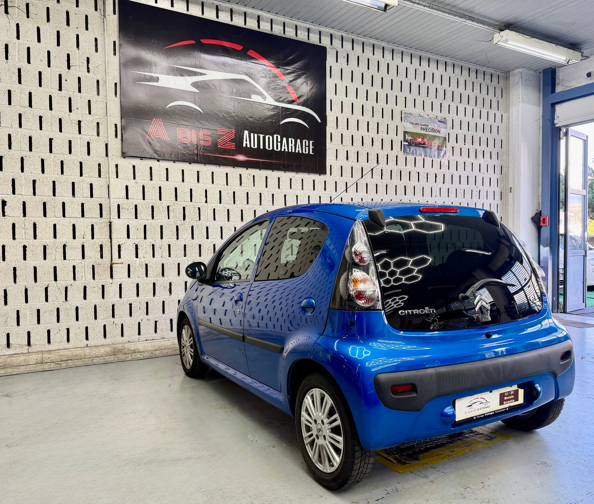 CITROEN C1 1.0i Séduction EGS-image-11