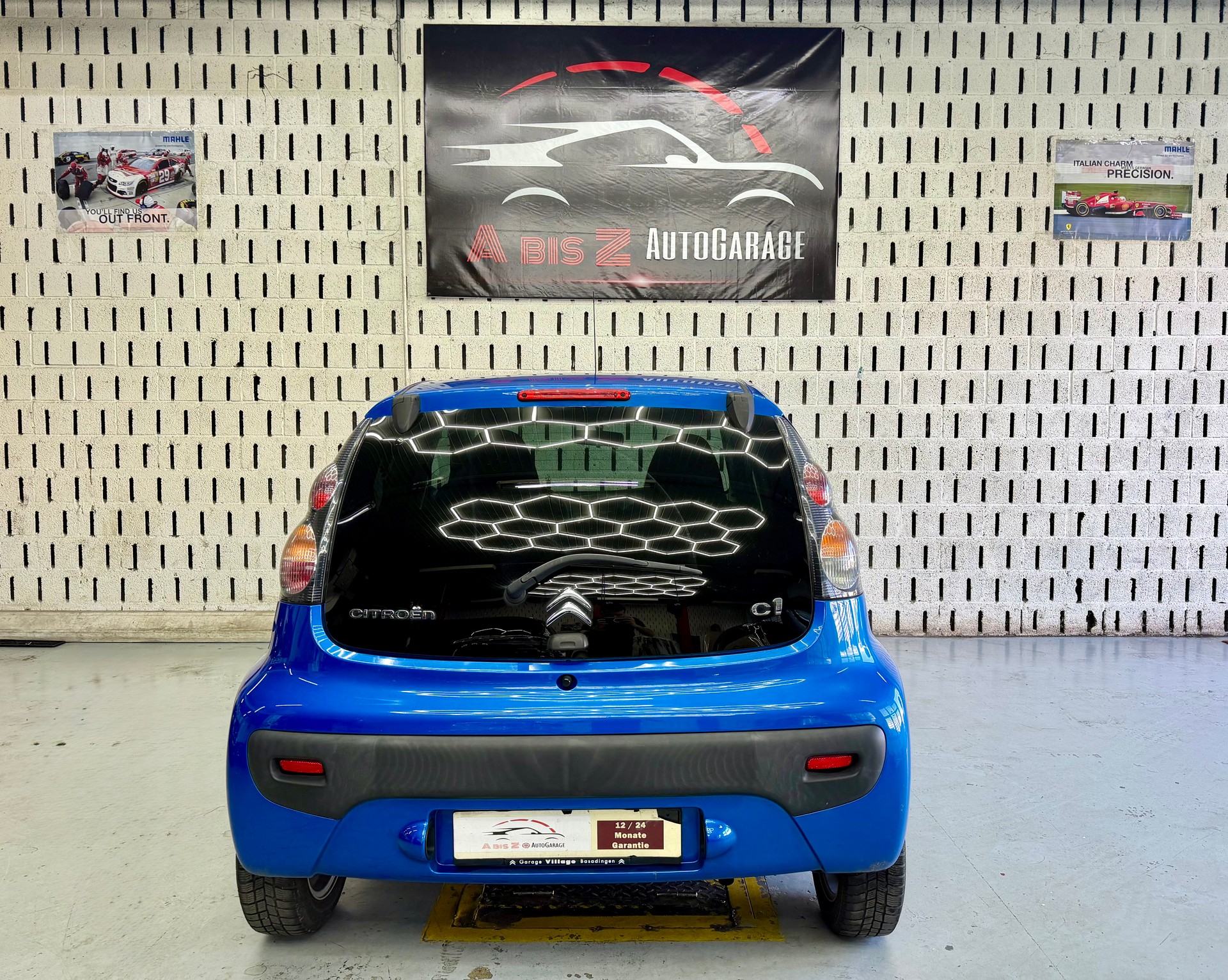 CITROEN C1 1.0i Séduction EGS-image-8