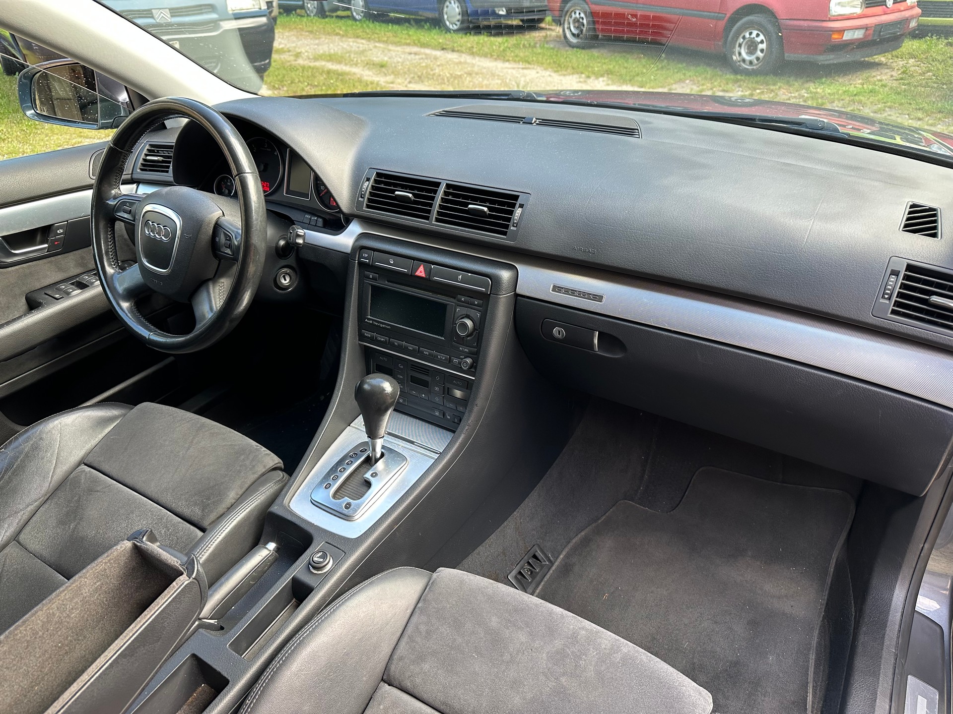 AUDI A4 Avant 3.0 V6 TDI quattro FIXPREIS (BETRIEBSFERIEN bis 09.08.26)-image-12